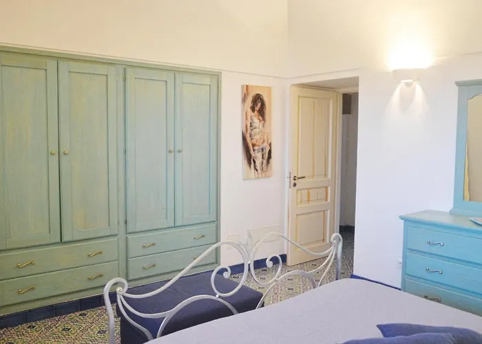 Semesterbostad Dammuso Sidori